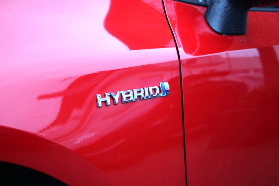 Toyota Corolla 1,8 Hybrid H3 Touring Sports MDS Benzin aut.