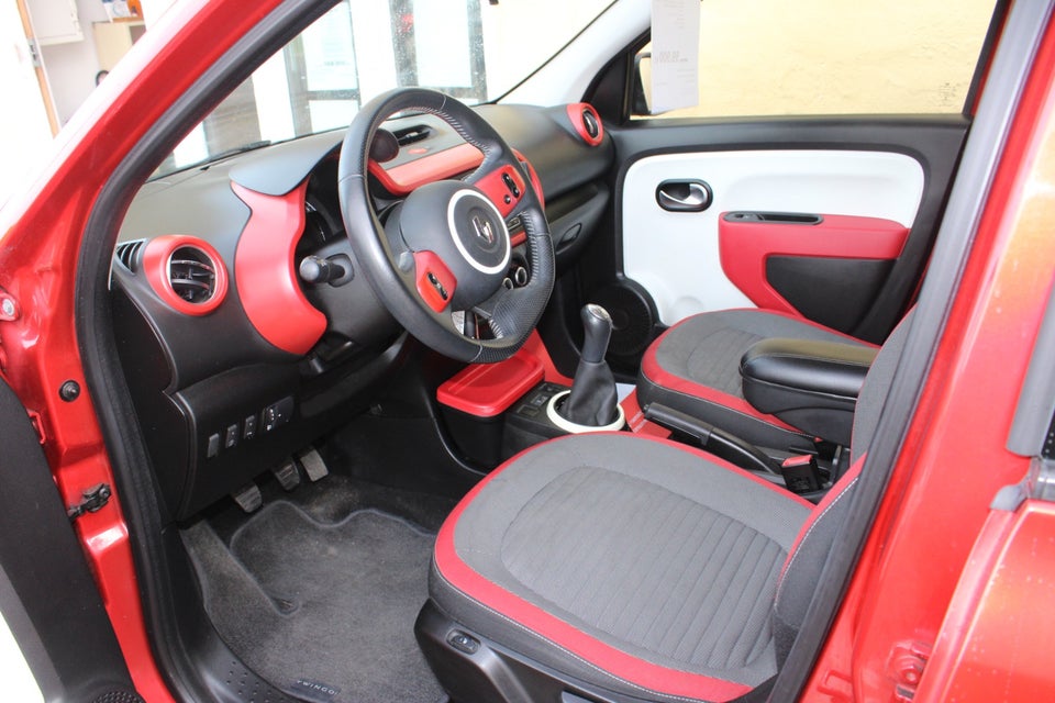 Renault Twingo 1,0 SCe 70 Expression Benzin modelår 2015 km