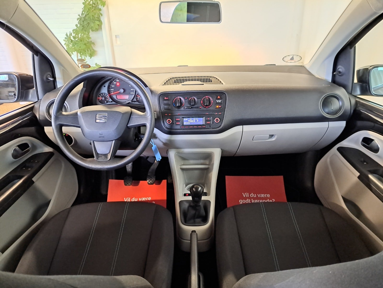 Seat Mii 1,0 60 Style eco Benzin modelår 2016 km 151000 Sort