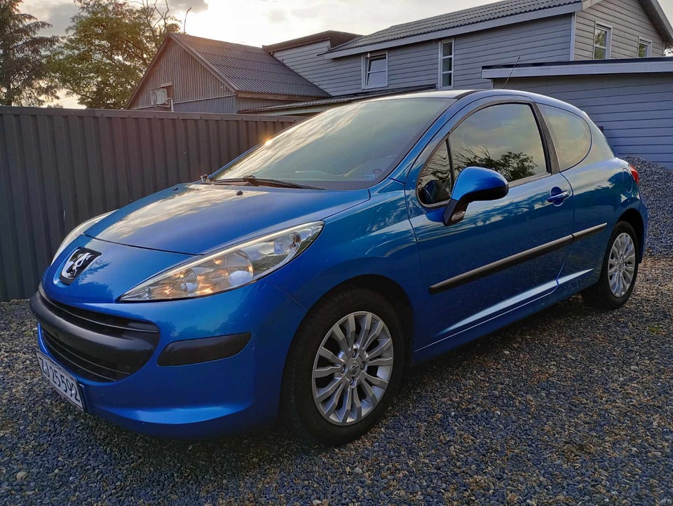 Peugeot 207 1,4 HDi XR+ Diesel modelår 2008 km 152000 ABS