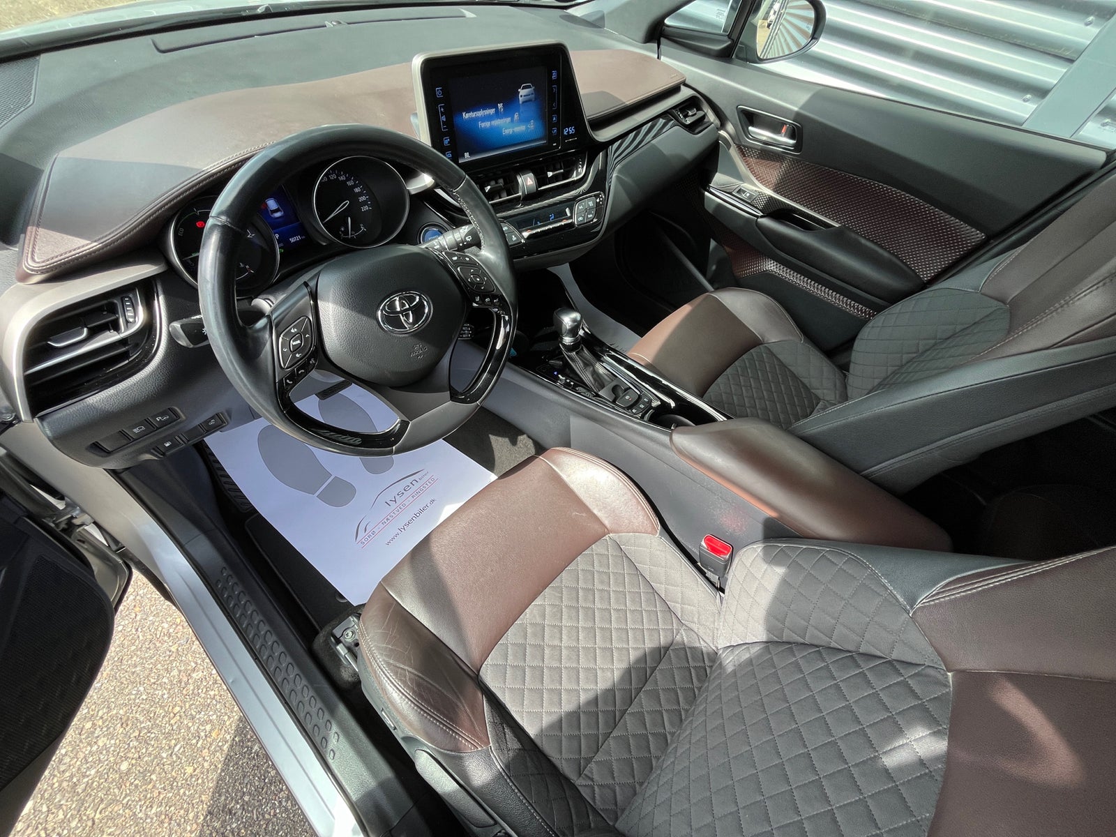 Toyota C-HR 1,8 Hybrid C-HIC CVT Benzin aut. Automatgear