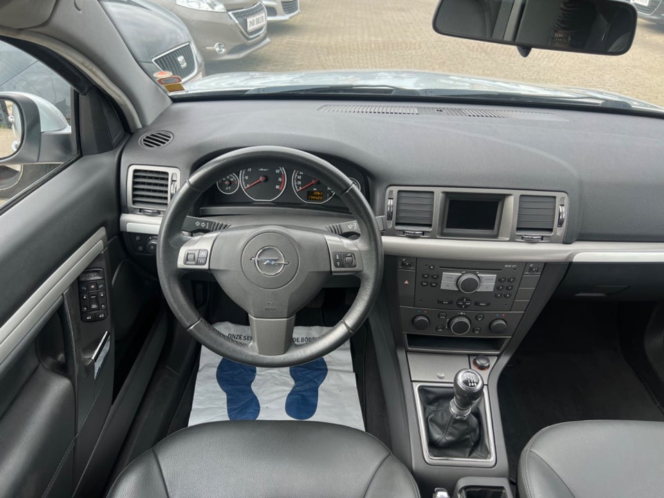 Opel Vectra 2,0 Turbo Comfort stc. Benzin modelår 2008 km