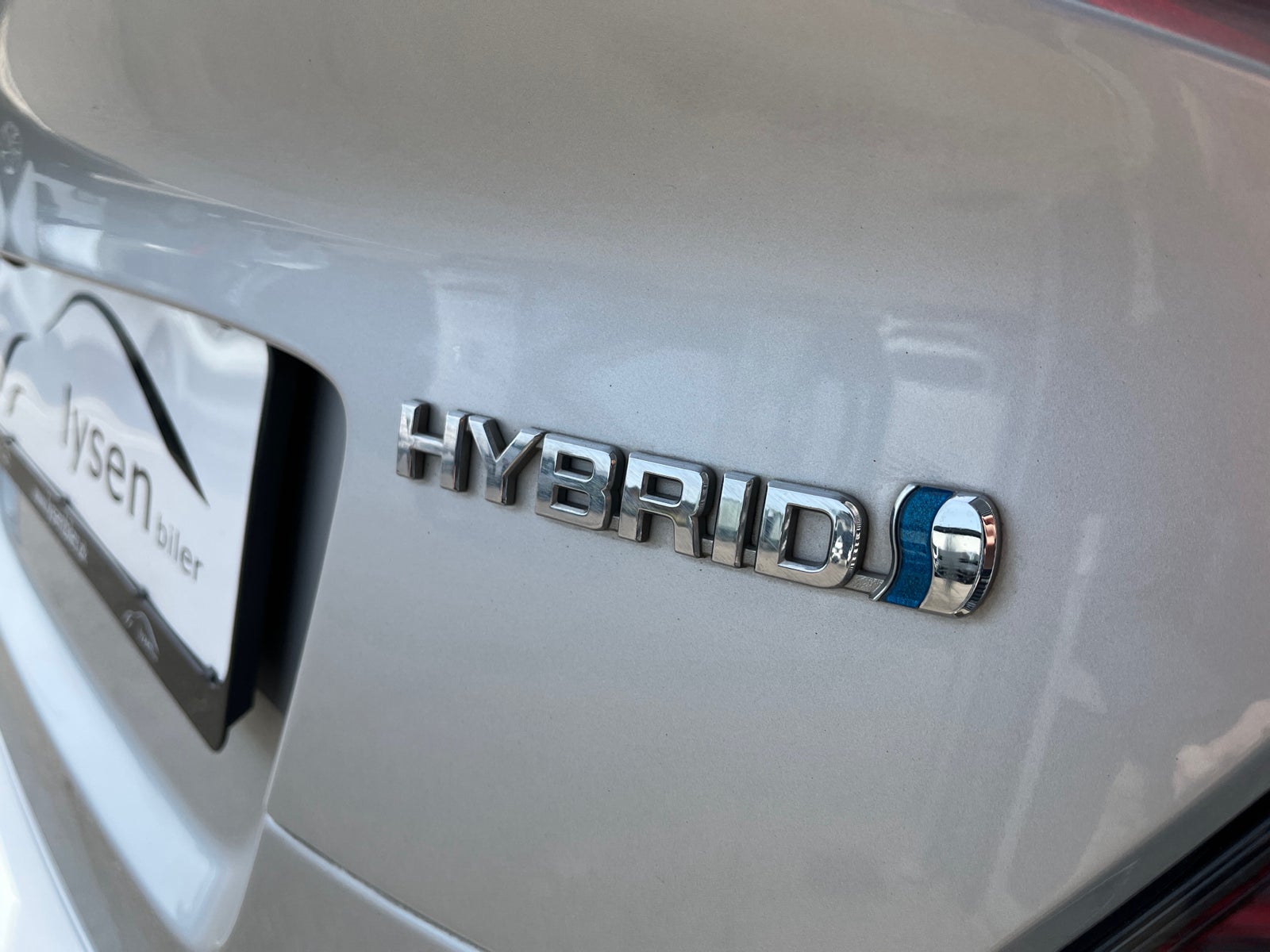 Toyota C-HR 1,8 Hybrid C-HIC CVT Benzin aut. Automatgear