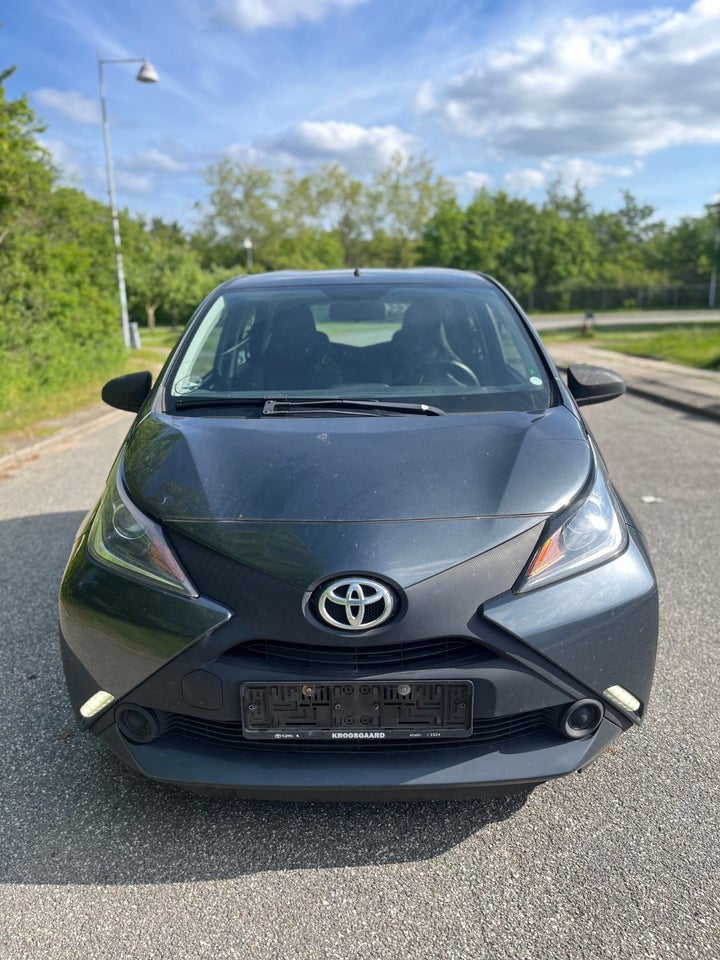 Toyota Aygo 1,0 VVT-i x Benzin modelår 2014 km 182000 nysynet