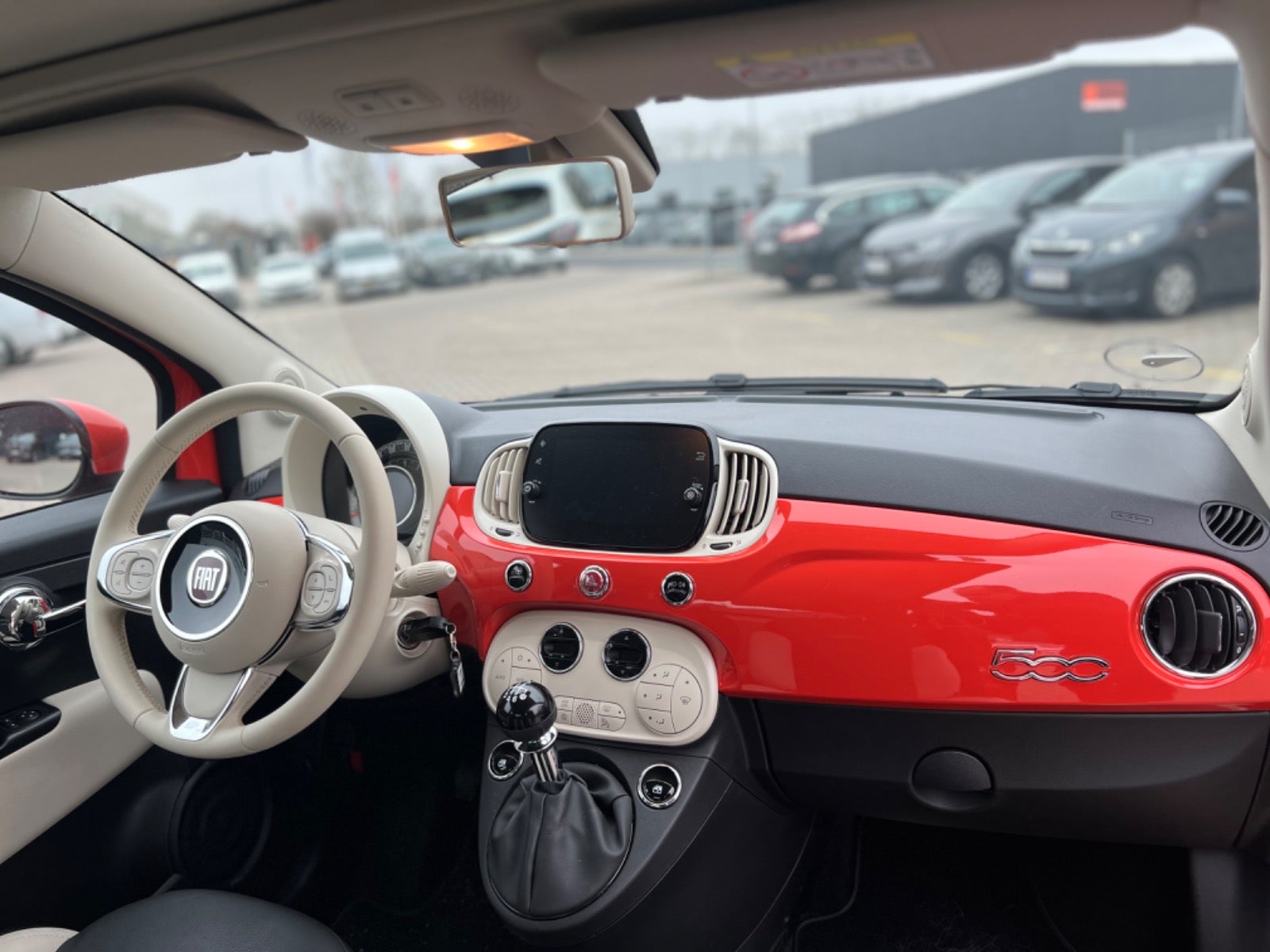 Fiat 500C 1,0 Hybrid Dolcevita Benzin modelår 2022 km 18000