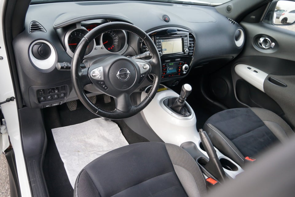 Nissan Juke 1,2 Dig-T 115 Acenta Benzin modelår 2016 km
