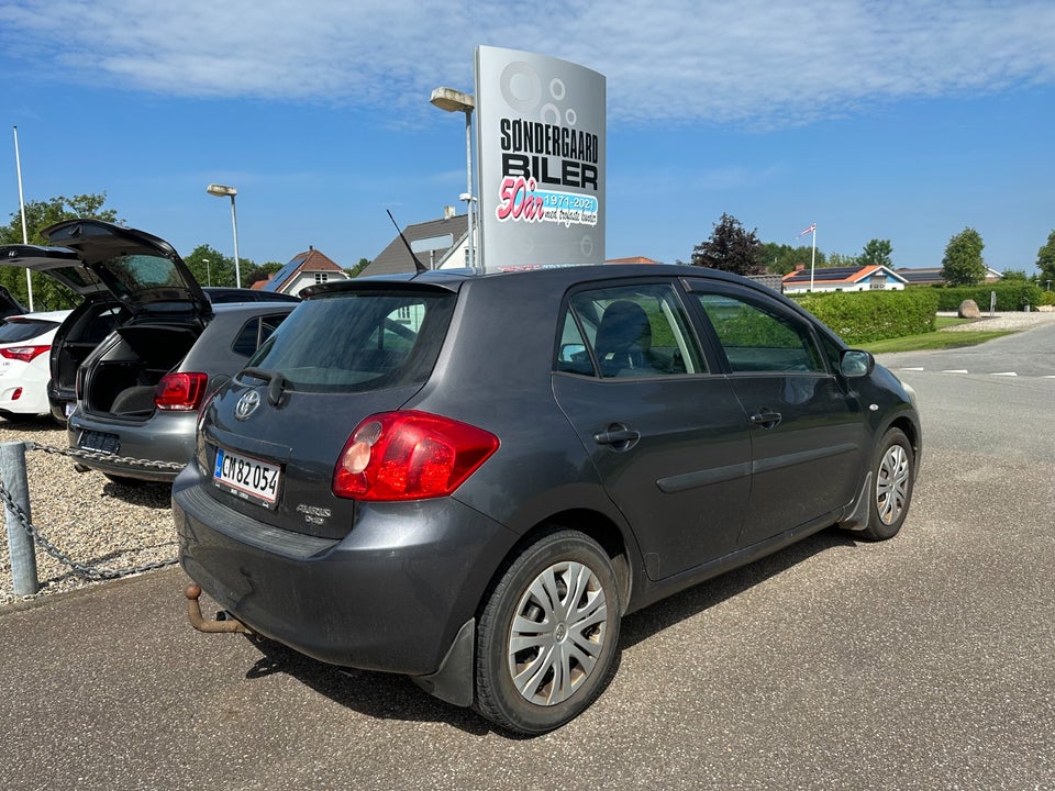 Toyota Auris 1,4 D-4D Luna Diesel modelår 2007 km 369000