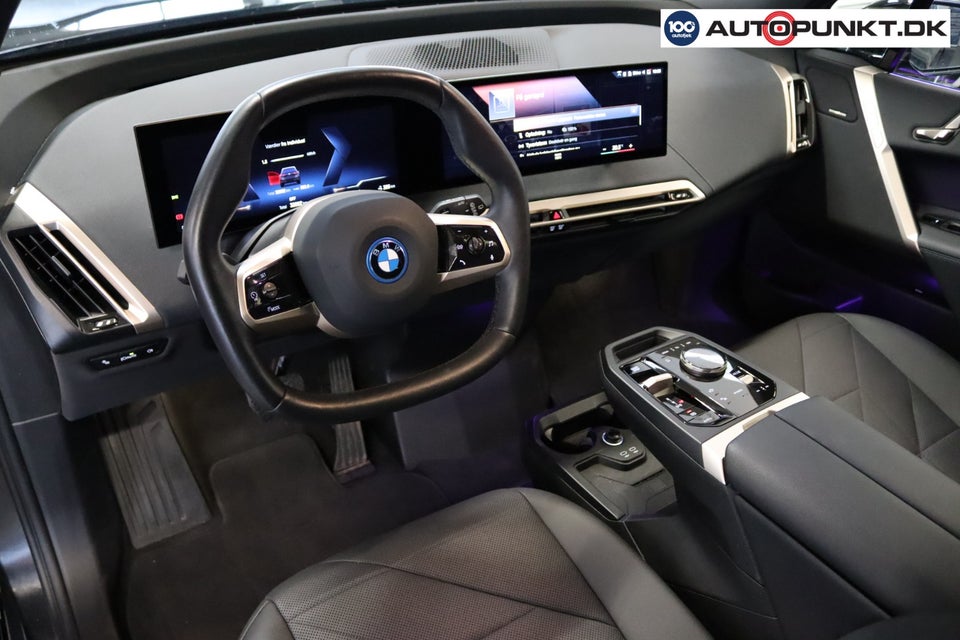 BMW iX xDrive40 El 4x4 4x4 aut. Automatgear modelår 2022 km