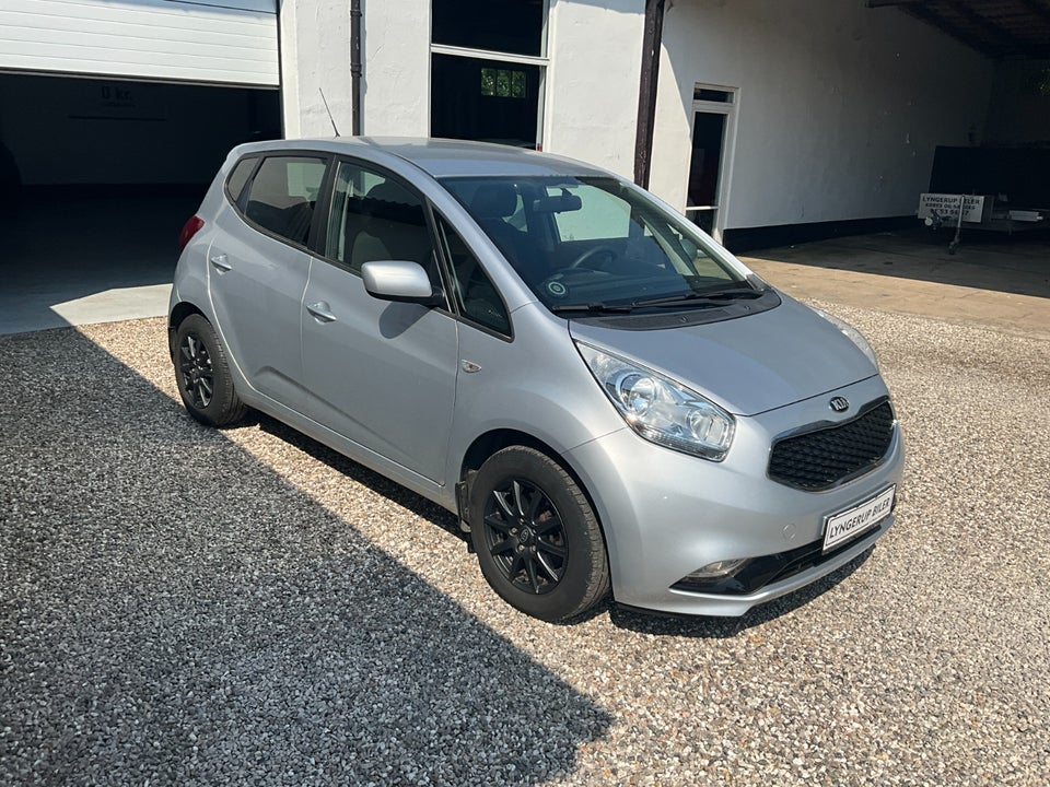 Kia Venga 1,6 CVVT Attraction Benzin modelår 2017 km 87000