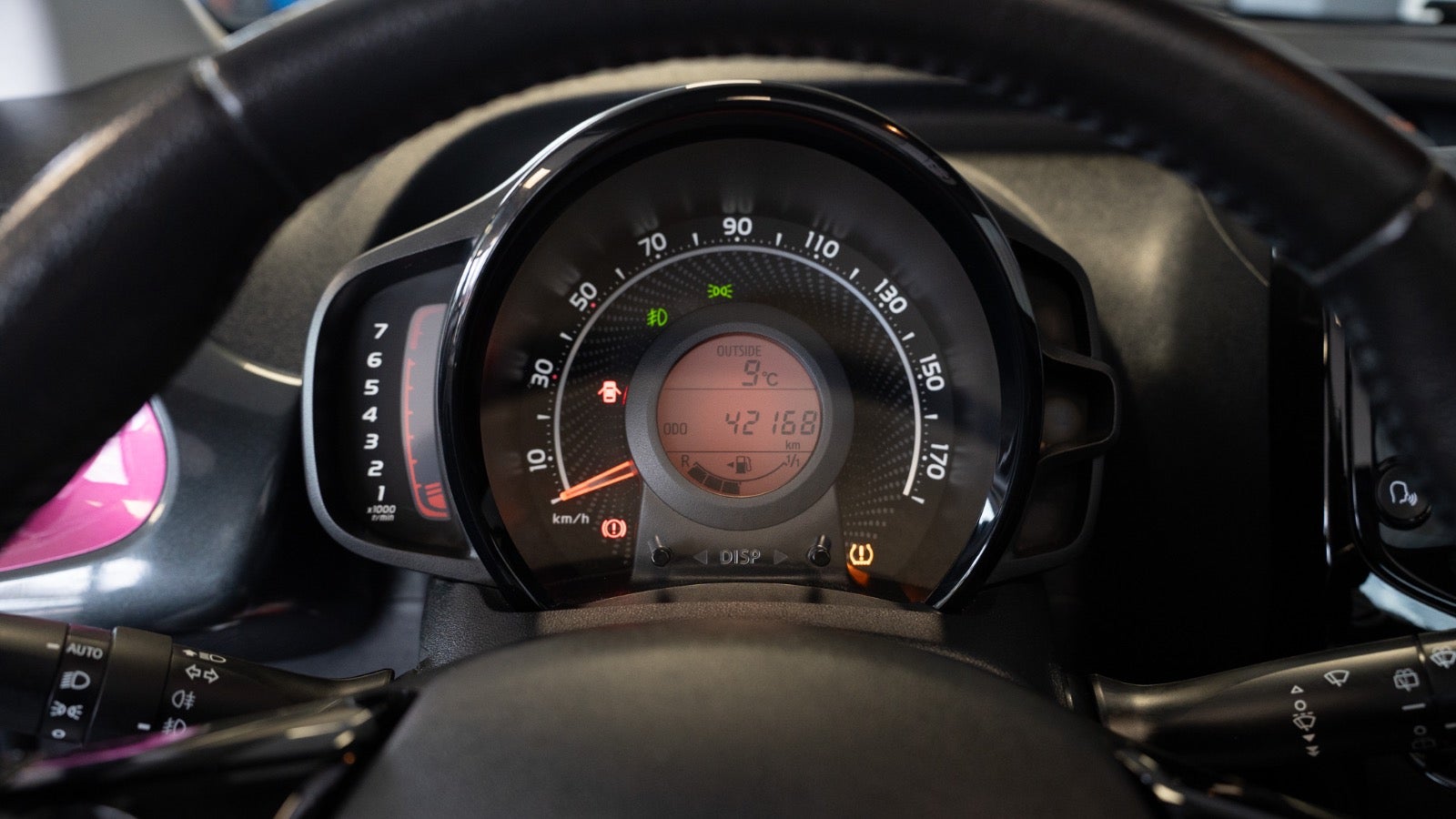 Toyota Aygo 1,0 VVT-i x-play Sky Benzin modelår 2020 km
