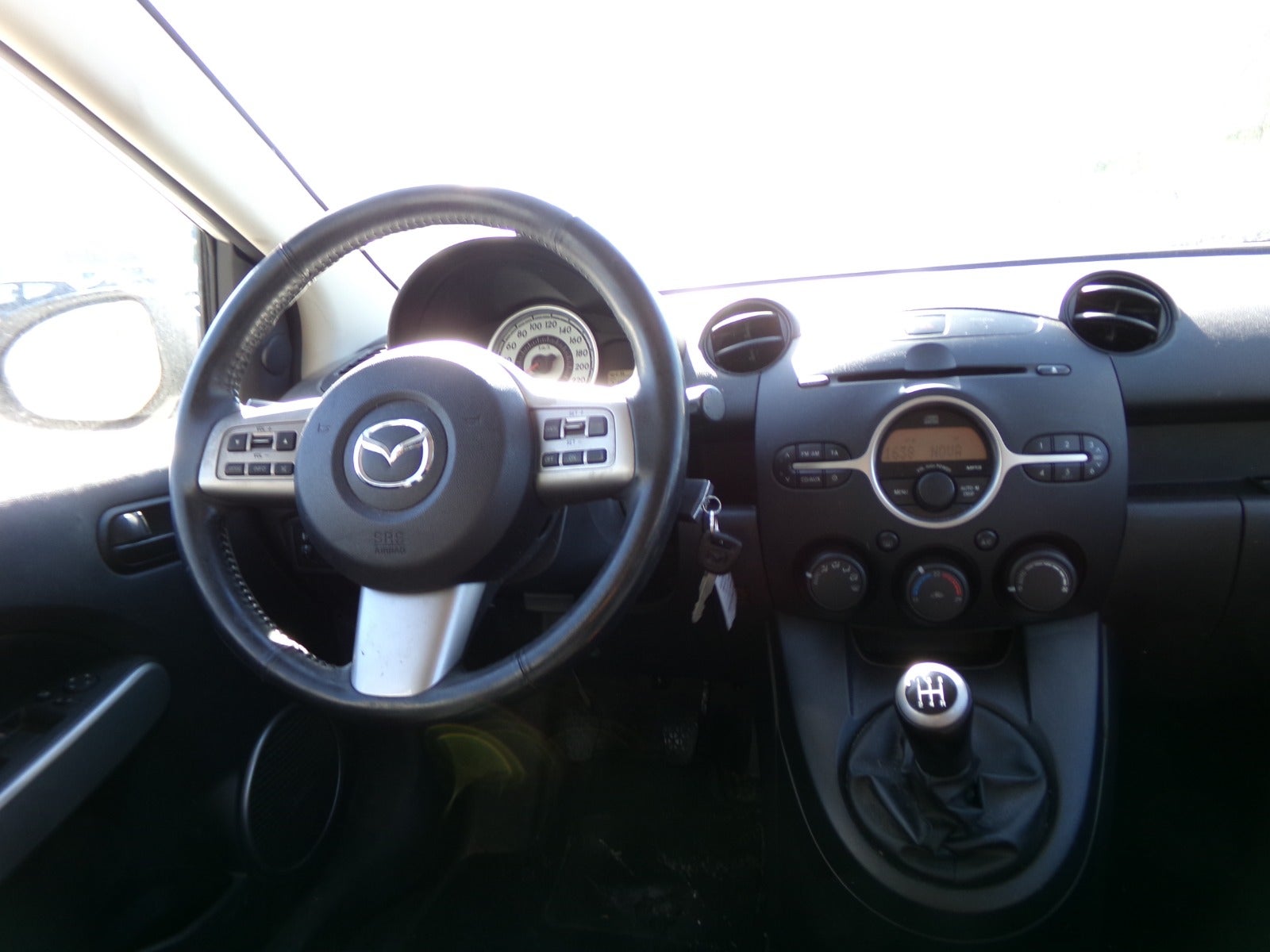 Mazda 2 1,5 Sport Benzin modelår 2009 km 218000 klimaanlæg