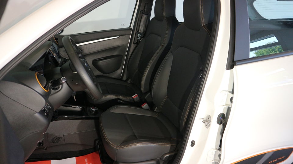 Dacia Spring Comfort+ El aut. Automatgear modelår 2022 km 88