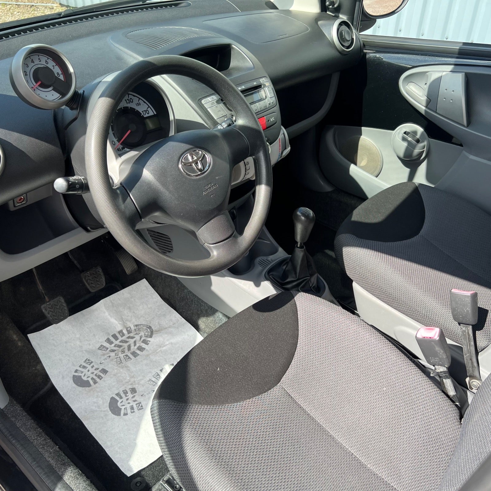 Toyota Aygo 1,0 Plus komfort Benzin modelår 2008 km 132000