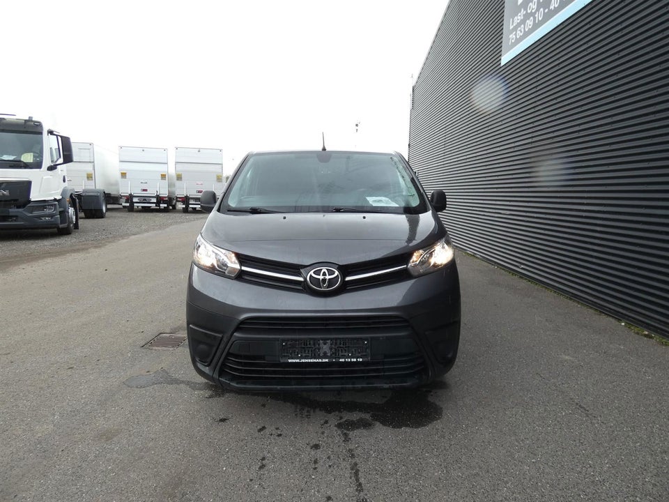 Toyota ProAce 2,0 D 120 Medium Comfort Diesel modelår 2019