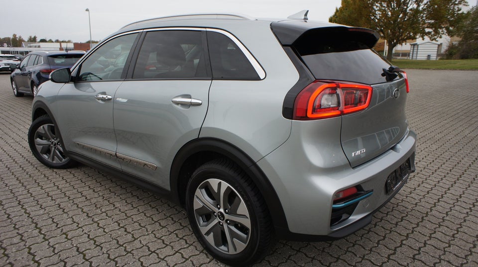 Kia e-Niro 64 Premium El aut. Automatgear modelår 2019 km