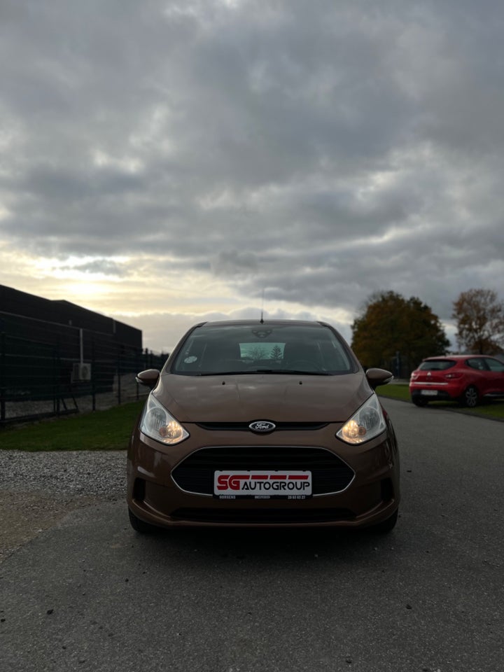 Ford B-MAX 1,0 SCTi 125 Titanium Benzin modelår 2012 km