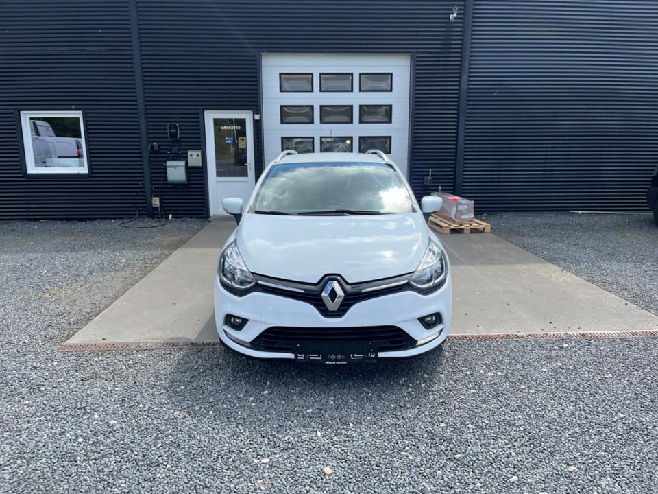 Renault Clio IV 0,9 TCe 90 Zen Sport Tourer Van Benzin modelår