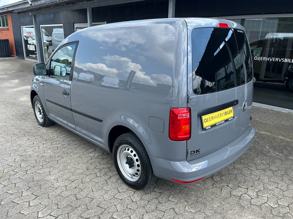 VW Caddy 2,0 TDi 75 BMT Van Diesel modelår 2019 Grå km 51000