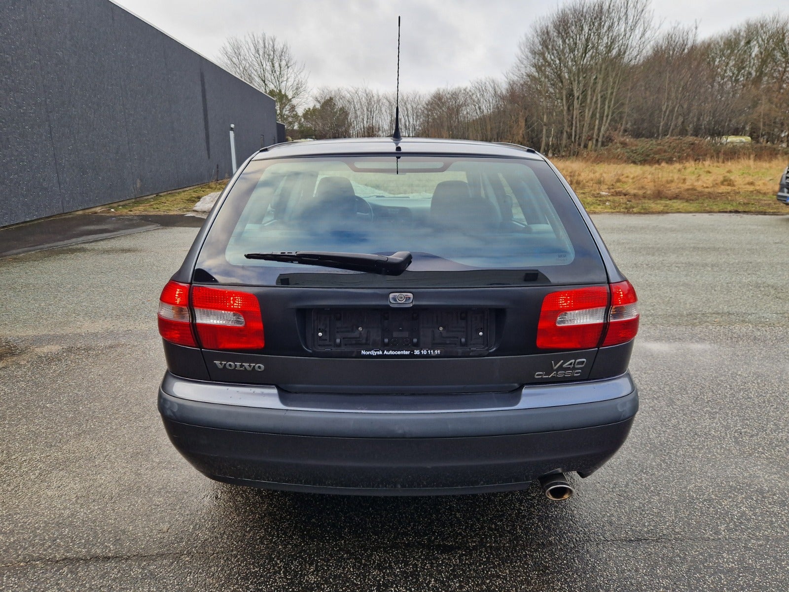 Volvo V40 1,8 Addition Benzin modelår 2003 km 128000 ABS