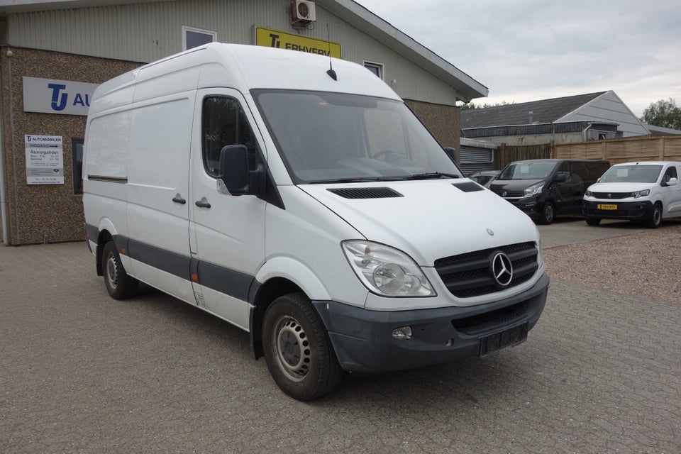 Mercedes Sprinter 316 2,2 CDi R2 Kassevogn Diesel modelår