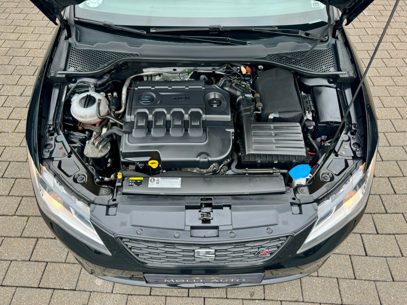 Seat Leon 2,0 TDi 150 FR ST eco Diesel modelår 2015 km 289000