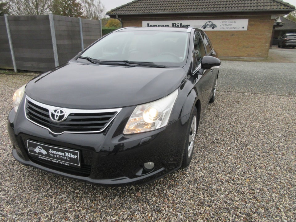 Toyota Avensis 2,0 D-4D TX stc. Diesel modelår 2011 km 162000