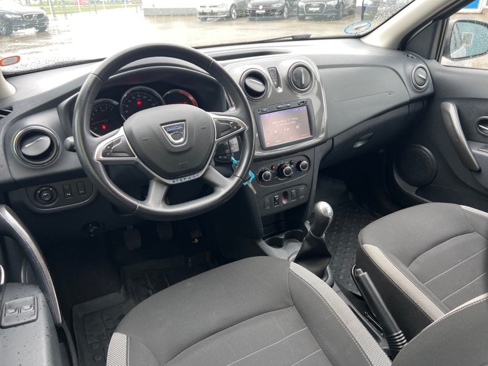 Dacia Logan Stepway 0,9 TCe 90 MCV Benzin modelår 2019 km