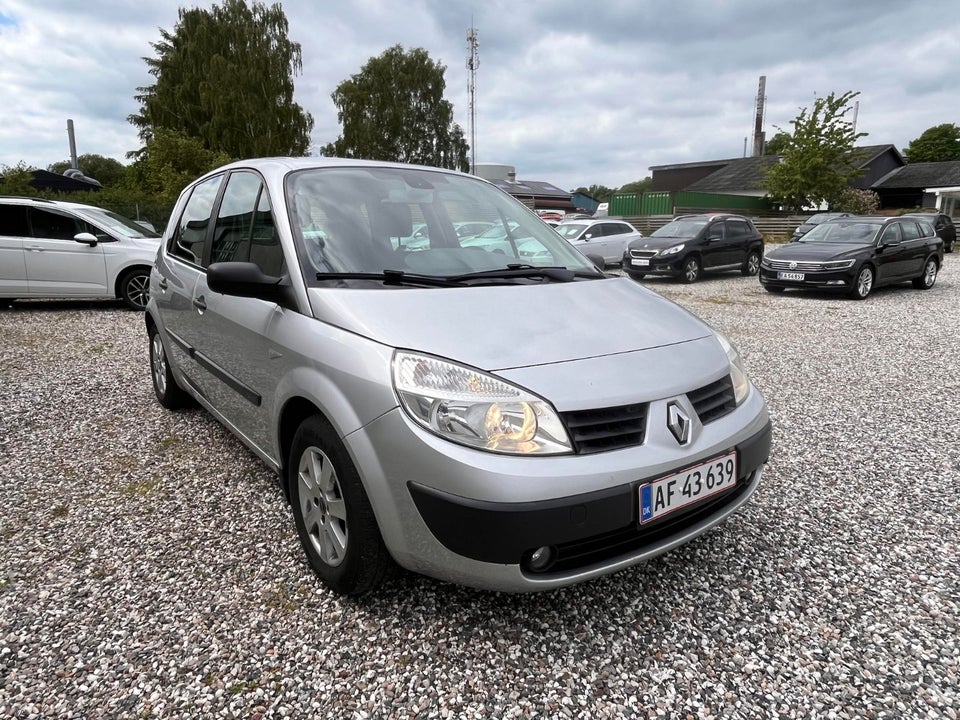 Renault Scenic II 1,6 Expression Comfort Benzin modelår