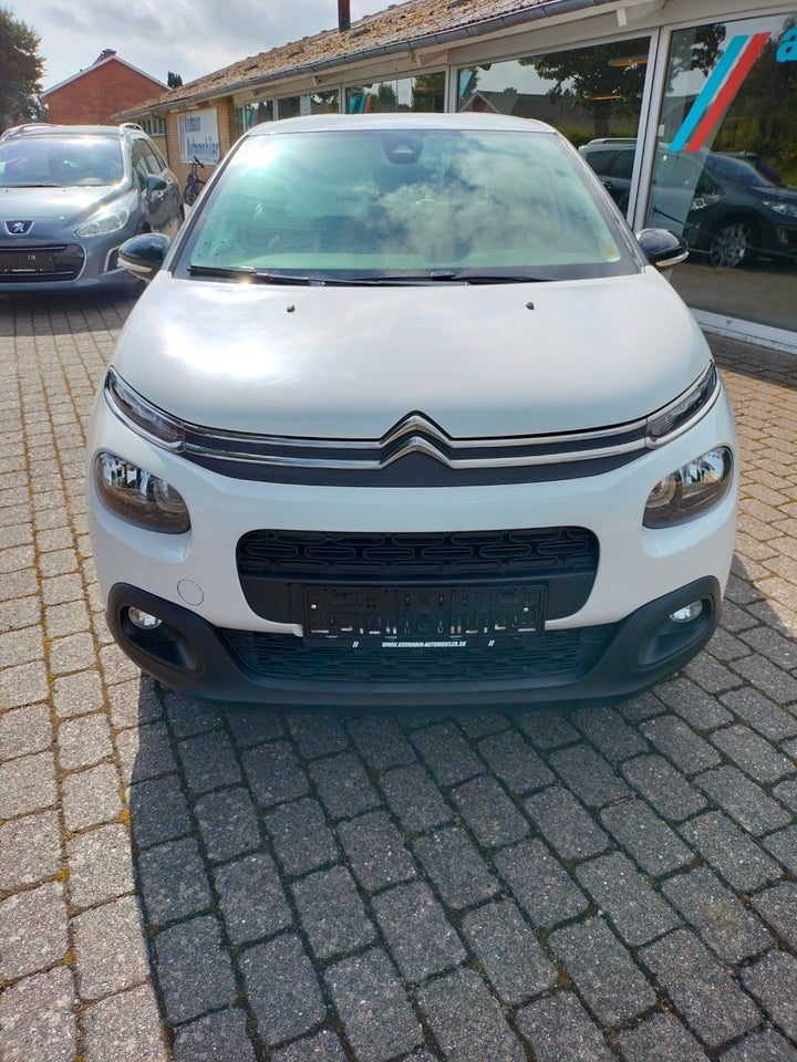 Citroën C3 1,2 PureTech 82 Iconic Benzin modelår 2018 km