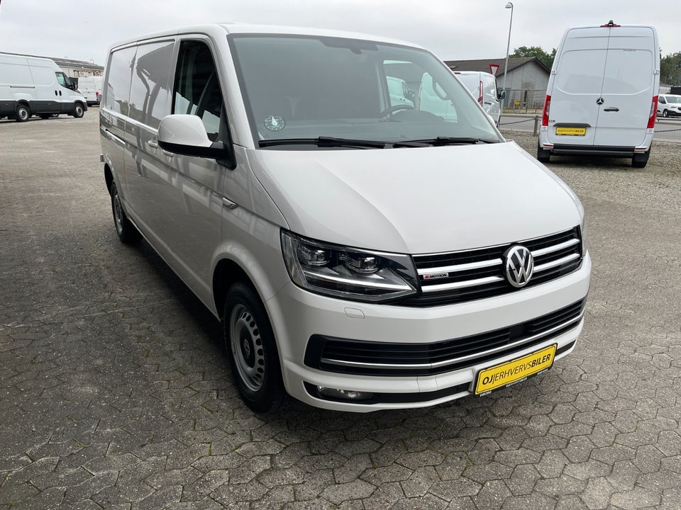 VW Transporter 2,0 TDi 150 Kassevogn DSG 4Motion lang d