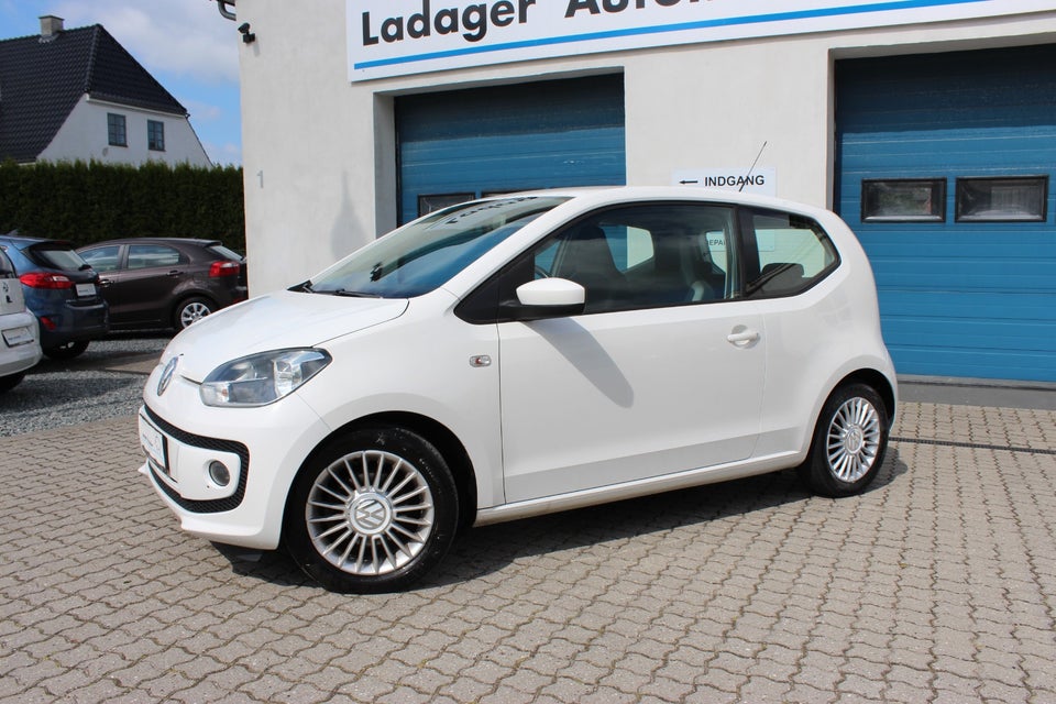 VW Up! 1,0 75 Move Up! Benzin modelår 2012 km 175000 Hvid ABS