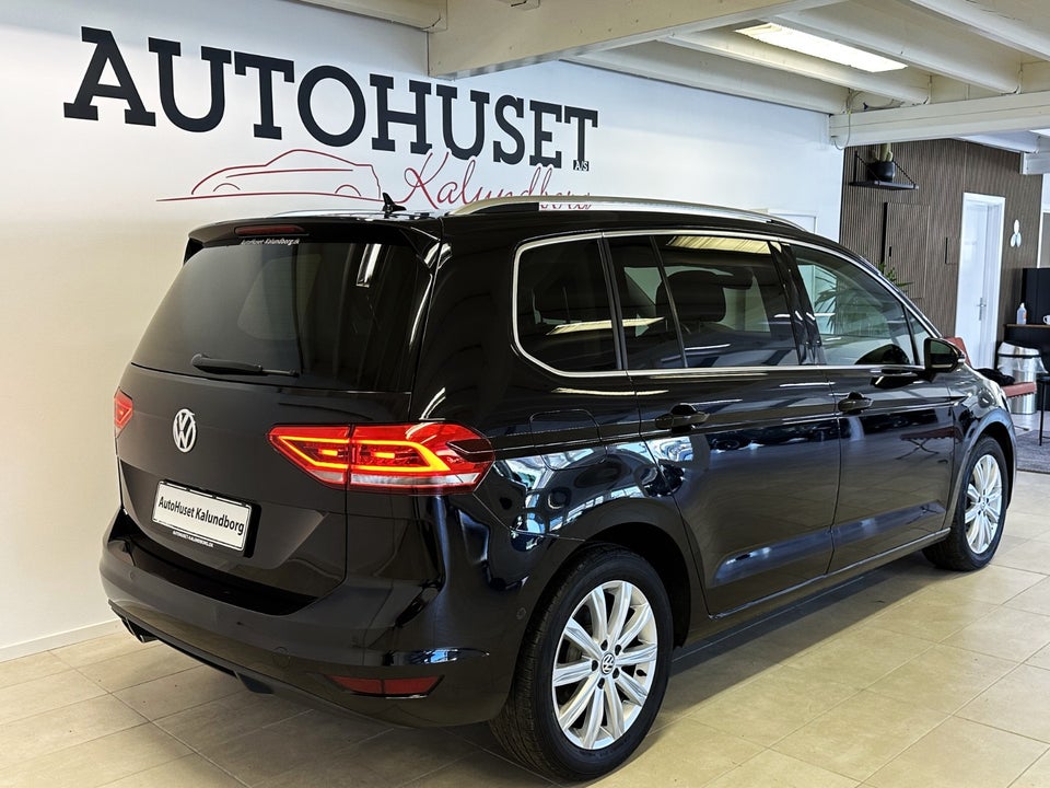 VW Touran 2,0 TDi 190 Highline DSG Diesel aut. Automatgear