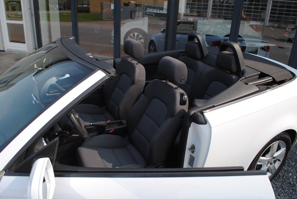Audi A3 1,8 TFSi Attraction Cabriolet Benzin modelår 2011 km