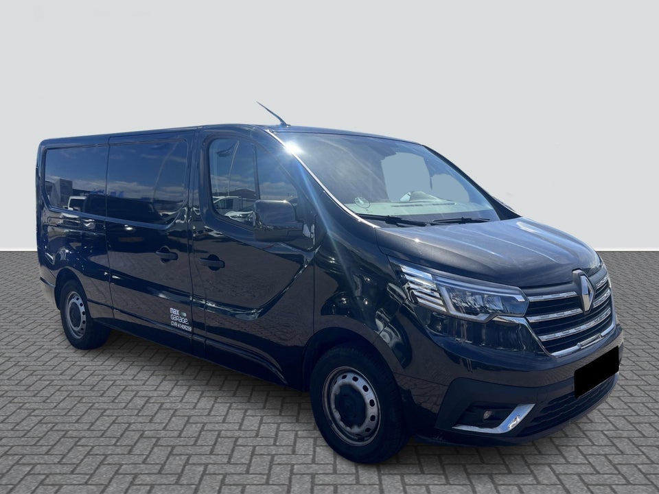 Renault Trafic 2,0 dCi 130 L2H1 d Diesel modelår 2023 Sort km