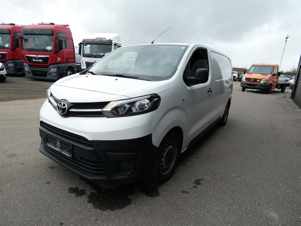 Toyota ProAce 1,6 D 95 Medium Base Diesel modelår 2019 Hvid km