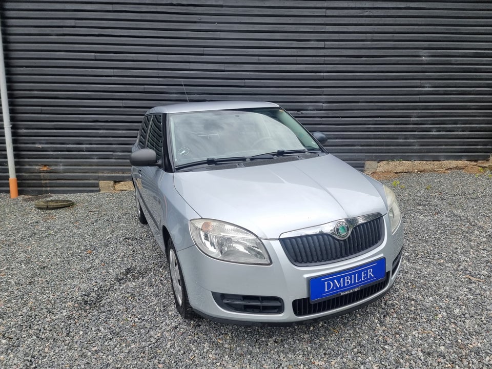 Skoda Fabia 1,4 16V Classic Benzin modelår 2008 km 128000