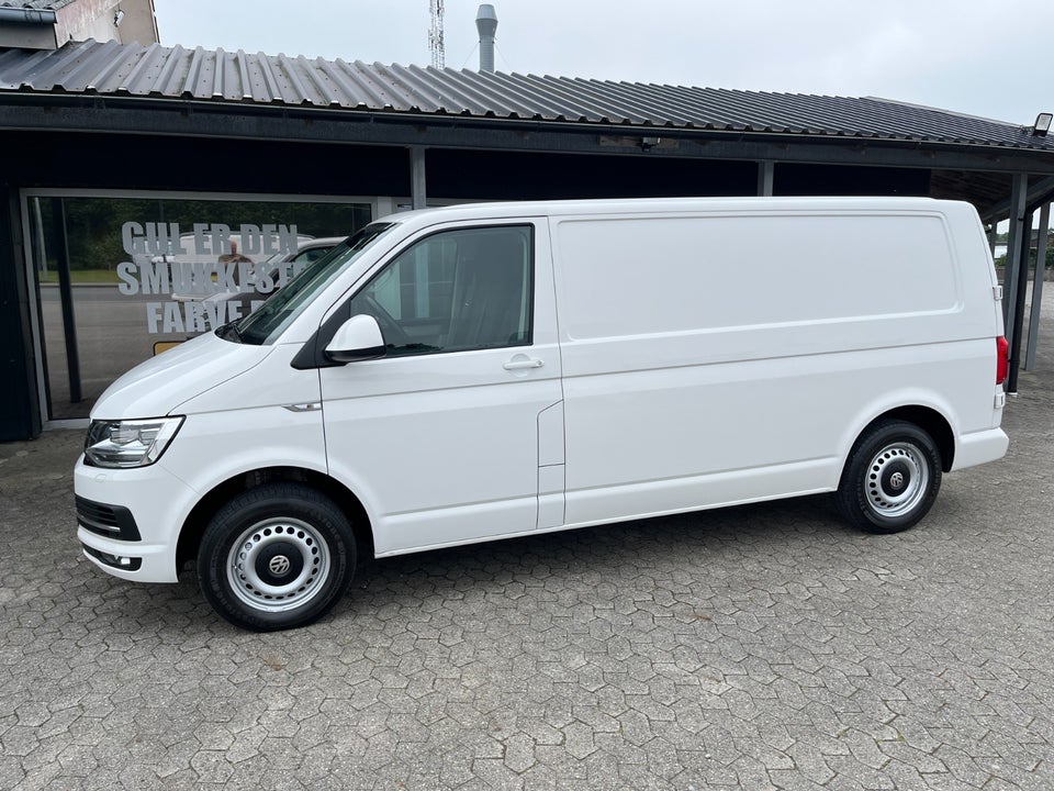 VW Transporter 2,0 TDi 150 Kassevogn DSG 4Motion lang d