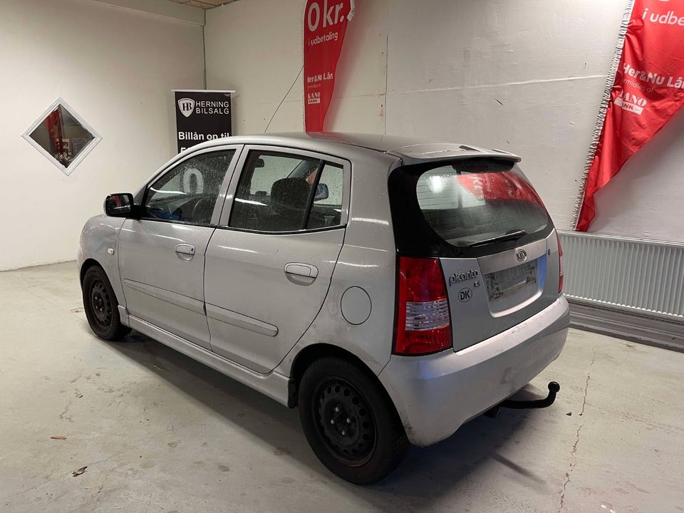 Kia Picanto 1,1 EX Benzin modelår 2005 km 267000 Sølvmetal