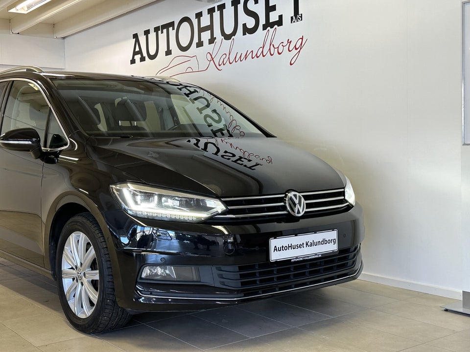 VW Touran 2,0 TDi 190 Highline DSG Diesel aut. Automatgear