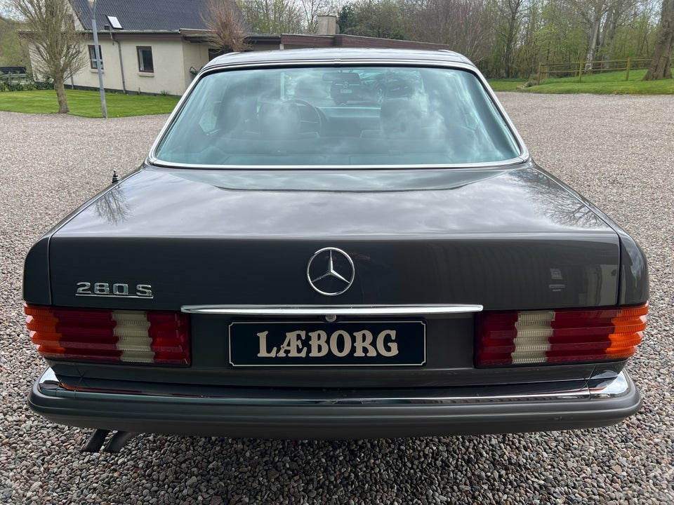 Mercedes 280 S 2,8 Benzin modelår 1983 km 77000 Gråmetal