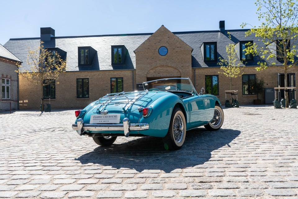 MG A 1,5 Roadster Benzin modelår 1957 km 2100 Lysblå