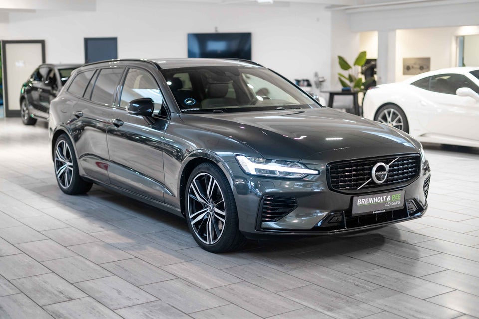 Volvo V60 2,0 T8 390 R-Design aut. AWD Benzin 4x4 4x4 aut.