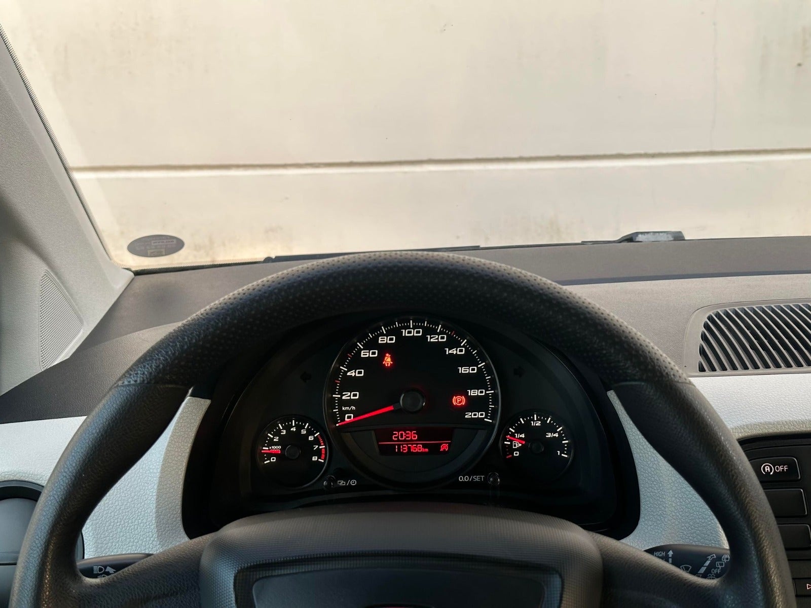 Seat Mii 1,0 75 Style eco Benzin modelår 2013 km 113000 Sort