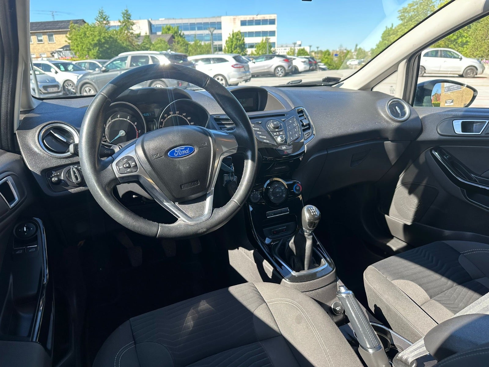 Ford Fiesta 1,0 SCTi 100 Titanium Benzin modelår 2014 km