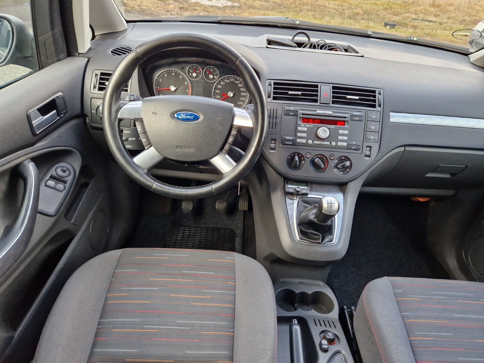 Ford C-MAX 1,6 Ambiente Benzin modelår 2007 km 323000 træk