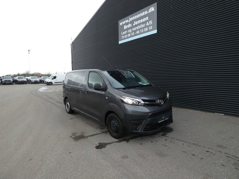 Toyota ProAce 2,0 D 120 Medium Comfort Diesel modelår 2019