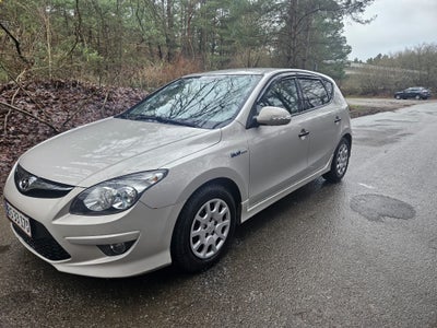 Hyundai i30, 1,6 CRDi 90 Classic Eco, Diesel, 2012, km 211733, grå, nysynet, aircondition, ABS, airb