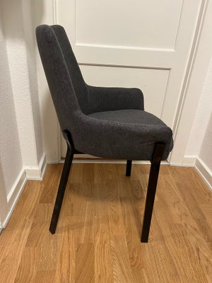 Spisebordsstol, Fin stol 

Siddehøjden er 45 cm og fra gulv op til toppen af armlæn 56 cm

Fra ikke 