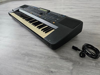 Keyboard, Roland E-70, Alt virker som det skal. Godt for både begyndere og professionelle. Retro Rol