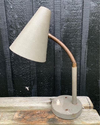 Lampe, Retro lampe til bord/væg